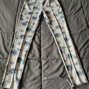 Nanette Lepore Gray and Black Striped Pants